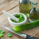 Cum uleiul de aloe vera combate inflamațiile și sprijină sănătatea pielii