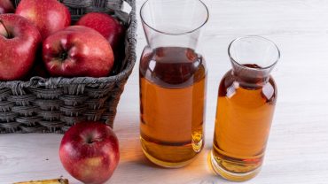 Oțetul de mere: Beneficii pentru detoxifiere și sănătatea digestivă