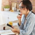 Costuri ascunse în abonamente uitate care consumă buget lunar