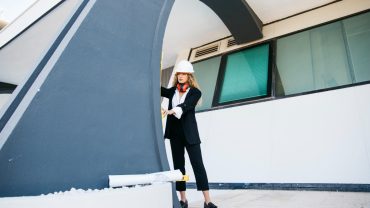 Ținute monocrome: cum le construiești corect